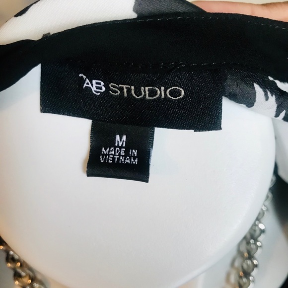 AB Studio Black And White Sheer Chevron Blouse - Picture 5 of 5